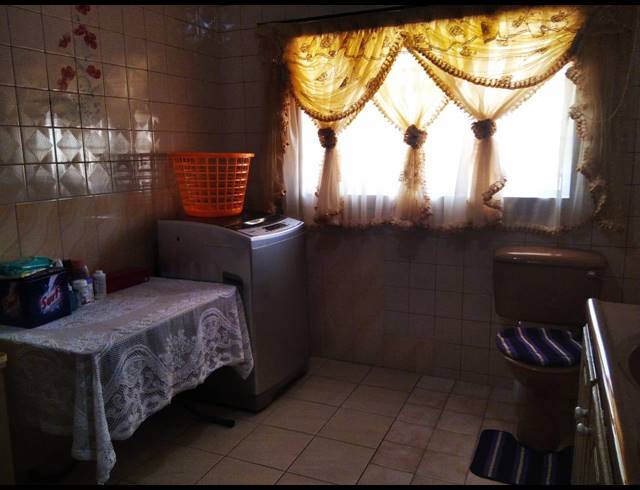 3 BEDROOM HOUSE FOR SALE IN RAISETHORPE